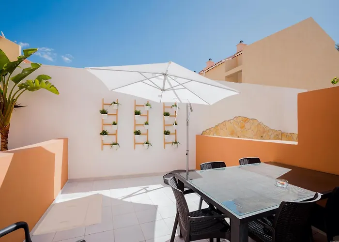 Apartment Beachfront Bliss - Tenerife Royal Gardens