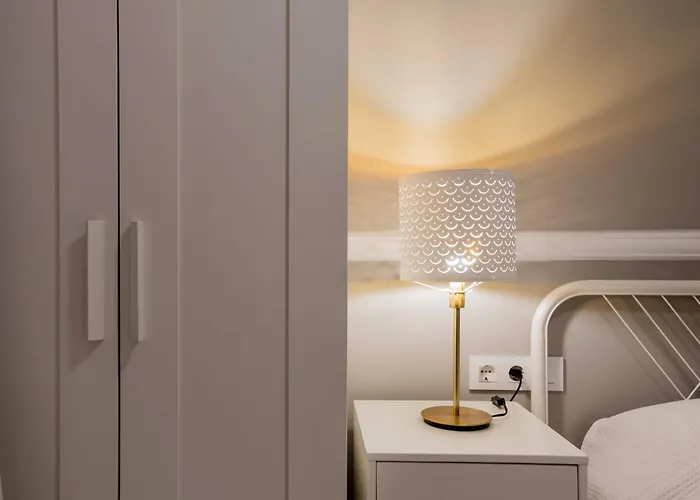 Beachfront Bliss - Tenerife Royal Gardens Apartment Playa de las Americas (Tenerife)