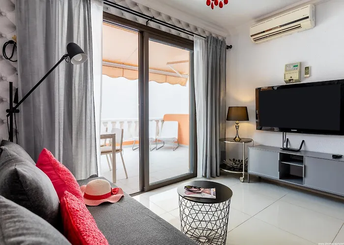 Beachfront Bliss - Tenerife Royal Gardens Apartment *