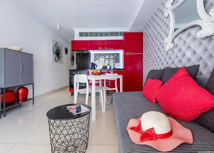 Apartment Beachfront Bliss - Tenerife Royal Gardens