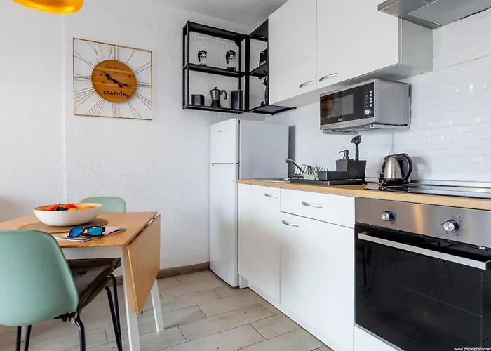 Apartment Beachfront Bliss - Tenerife Royal Gardens Playa de las Americas (Tenerife)