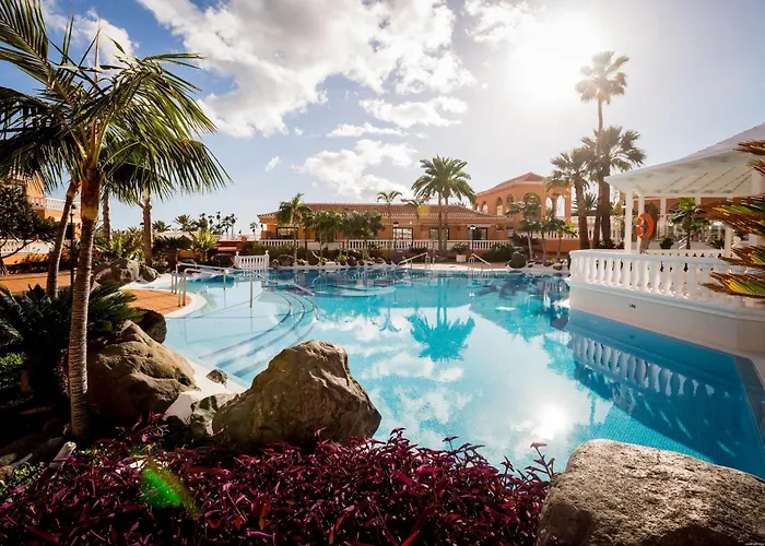 Apartment Beachfront Bliss - Tenerife Royal Gardens