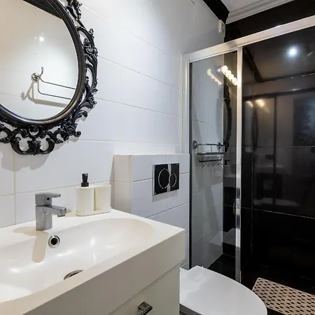 Beachfront Bliss - Tenerife Royal Gardens Playa de las Americas (Tenerife)