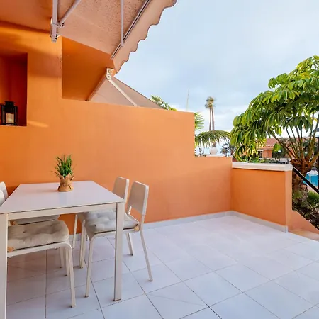 Beachfront Bliss - Tenerife Royal Gardens Apartment *