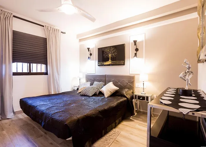 Beachfront Bliss - Tenerife Royal Gardens