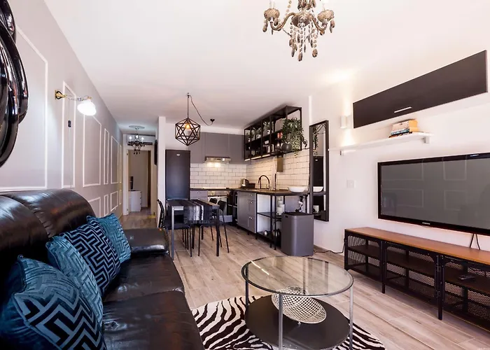 Beachfront Bliss - Tenerife Royal Gardens 아파트