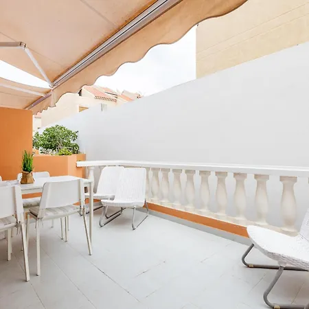 Beachfront Bliss - Tenerife Royal Gardens Playa de las Americas (Tenerife)