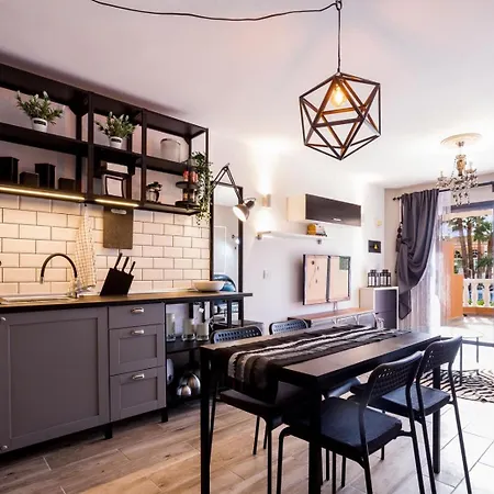 Beachfront Bliss - Tenerife Royal Gardens *