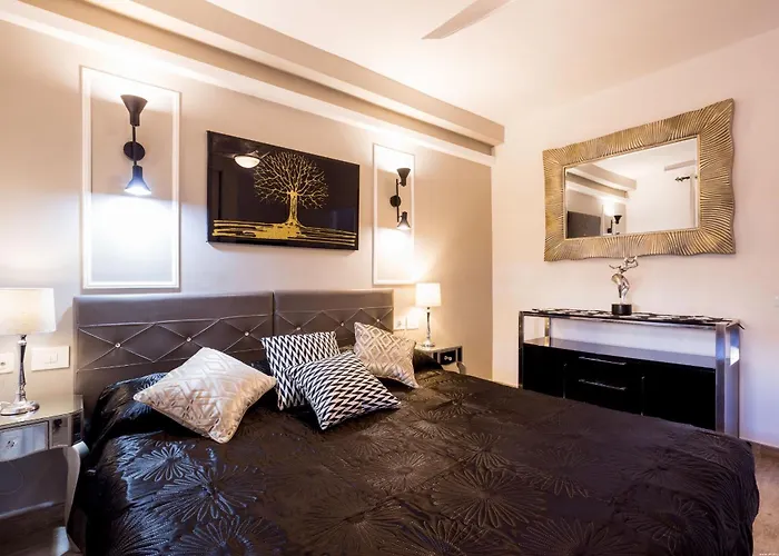 Beachfront Bliss - Tenerife Royal Gardens プラヤ・デ・ラス・アメリカス