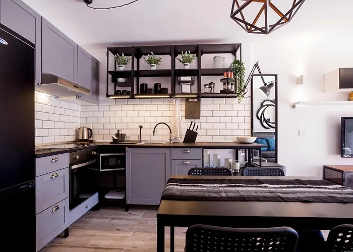 Beachfront Bliss - Tenerife Royal Gardens Apartment *