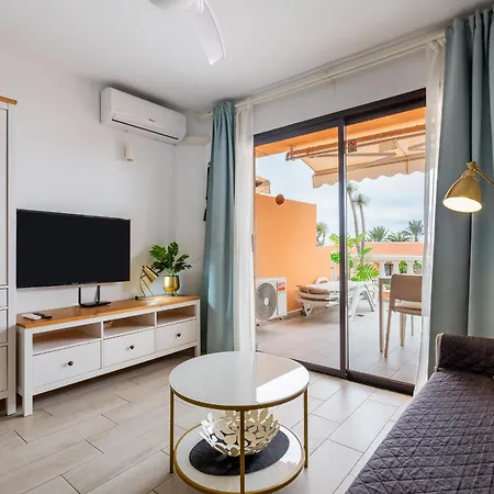 Beachfront Bliss - Tenerife Royal Gardens * Плая-де-лас-Америкас