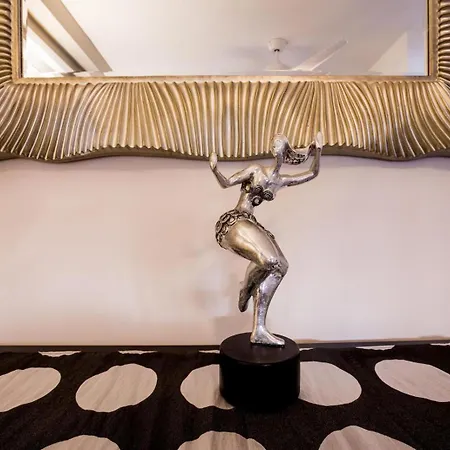 Апартаменты Beachfront Bliss - Tenerife Royal Gardens *