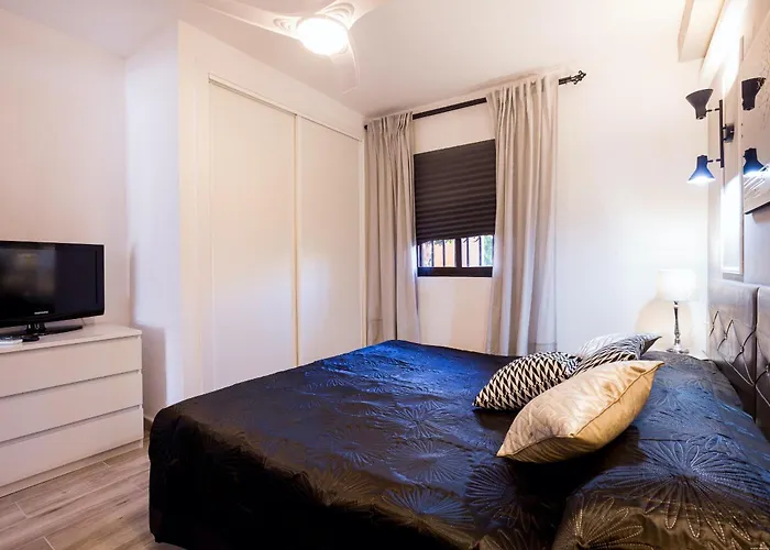 Apartment Beachfront Bliss - Tenerife Royal Gardens *